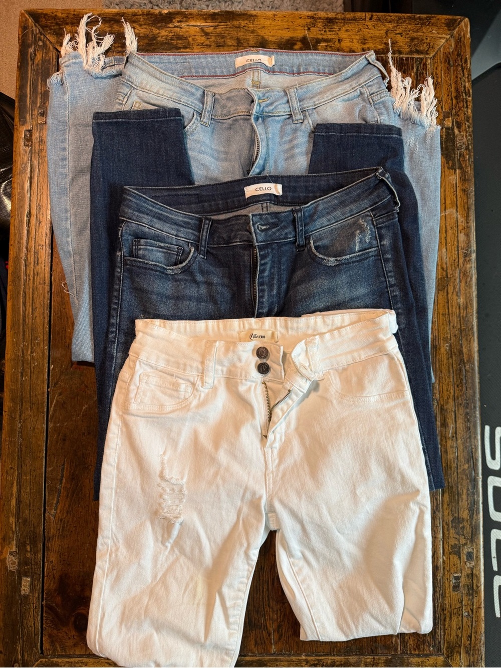 CELLO Lot of 3 Women's Jeans - White, Dark Blue, Light Blue Pack All Size 7